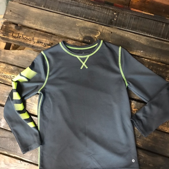 Xersion Boys Top - Picture 2 of 5